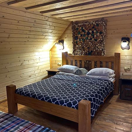 Номер 6 Садиба У Ані ซีเนเวียสกา โปลีอานา ภายนอก รูปภาพ